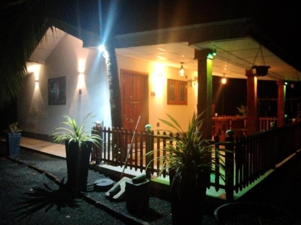 Lovers Green Villa Matara Bagian luar foto